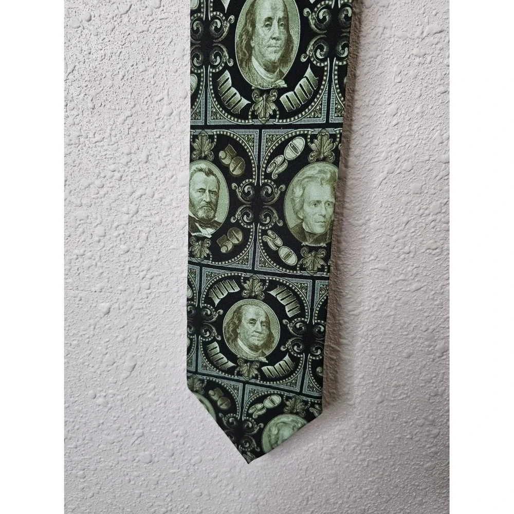 Ralph Marlin 2002 US Bills Money Currency Novelty Tie Green Black